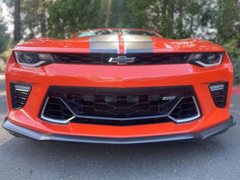 Used 2018 Chevrolet Camaro SS w/ Hot Wheels Edition image 10