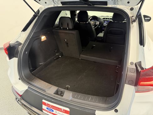 Used 2023 Chevrolet TrailBlazer ACTIV FWD image 23