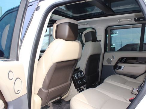 Used 2022 Land Rover Range Rover P525 Westminster Edition image 32