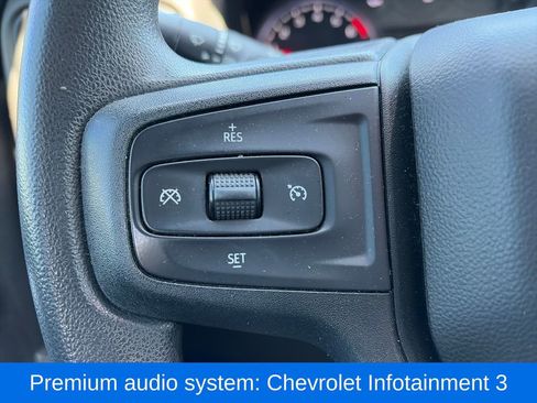 Used 2022 Chevrolet Silverado 1500 Custom w/ LPO, Dark Essentials Package AWD/4WD image 12