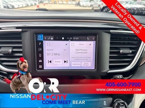 Used 2023 Chrysler Voyager LX FWD image 17