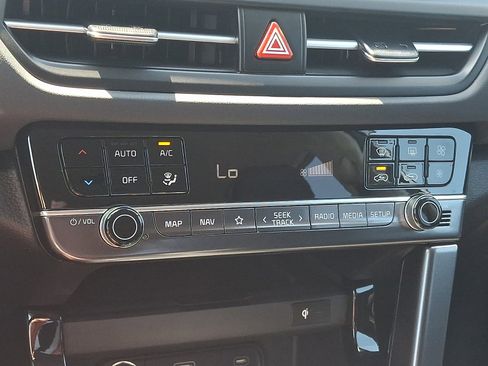 New 2026 Kia Seltos EX AWD/4WD image 16
