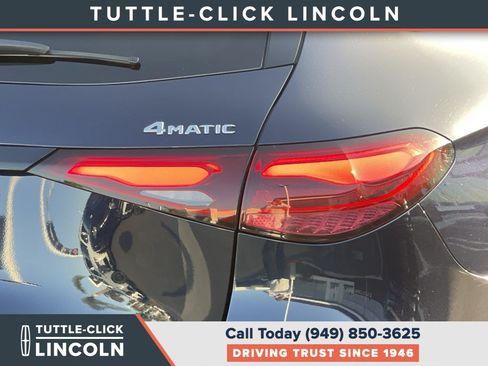 Used 2024 Mercedes-Benz GLC 300 4MATIC image 9