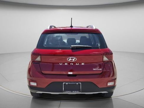 Certified 2025 Hyundai Venue Limited FWD image 7