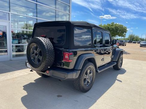 Used 2020 Jeep Wrangler Unlimited Sport S AWD/4WD image 5