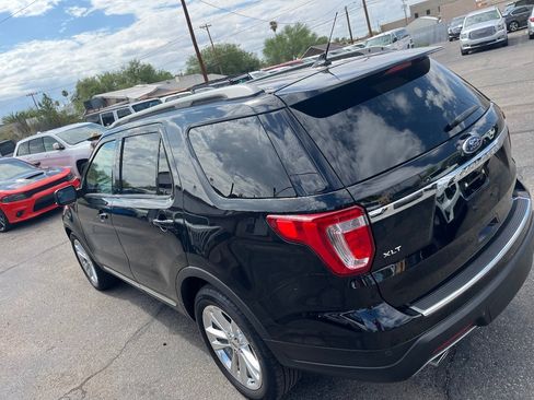 Used 2018 Ford Explorer XLT w/ Equipment Group 202A FWD image 54