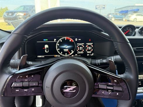 Used 2025 Nissan Z Performance w/ Floor Mat Package RWD image 15