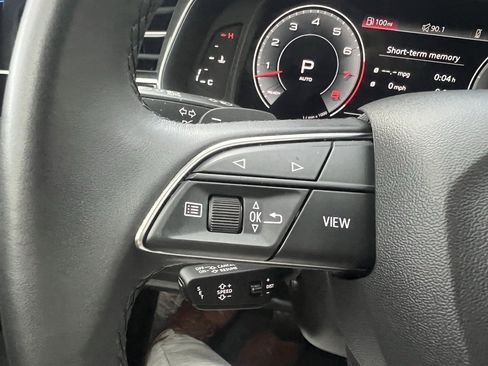 Used 2022 Audi Q8 Premium Plus w/ Premium Plus Package image 47