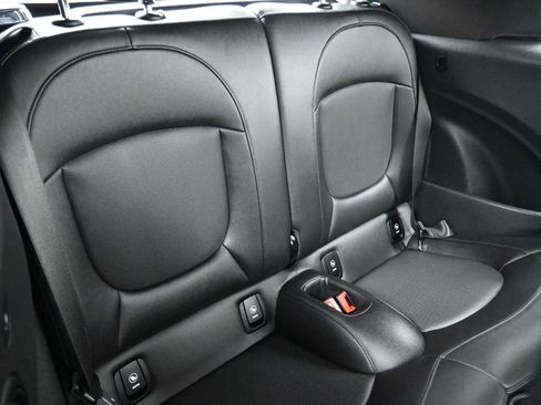 Used 2023 MINI Cooper S image 17