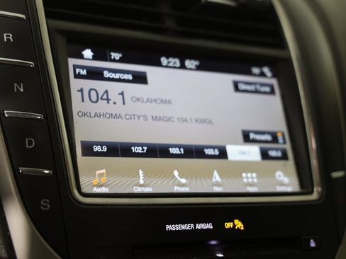 Used 2017 Lincoln MKX Reserve image 5