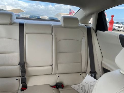 Used 2024 Chevrolet Malibu LT image 36