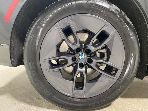 Used 2026 BMW iX xDrive45 w/ Executive Package image 27