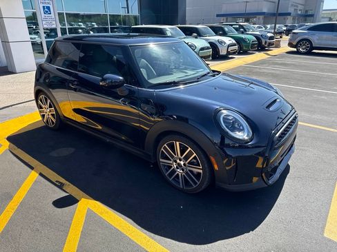 Used 2023 MINI Cooper S FWD image 3
