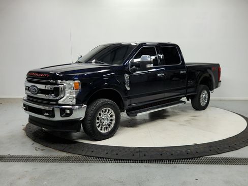 Used 2021 Ford F250 XLT w/ XLT Premium Package AWD/4WD image 6