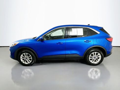 Used 2020 Ford Escape SE image 4