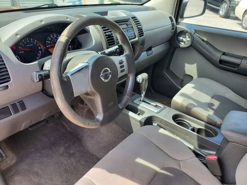 Used 2013 Nissan Xterra X RWD image 16