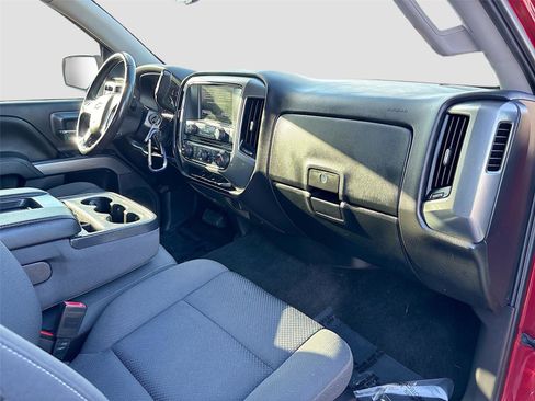 Used 2018 Chevrolet Silverado 1500 LT w/ All Star Edition image 28