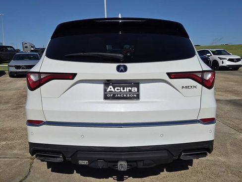 Certified 2022 Acura MDX FWD w/ Technology Package image 5