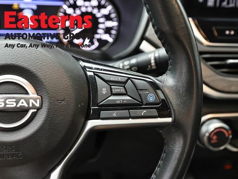 Used 2023 Nissan Altima 2.5 SV w/ SV Premium Package AWD/4WD image 16