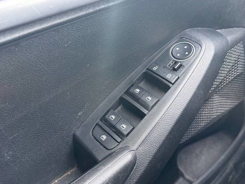 Used 2021 Kia Seltos LX image 19