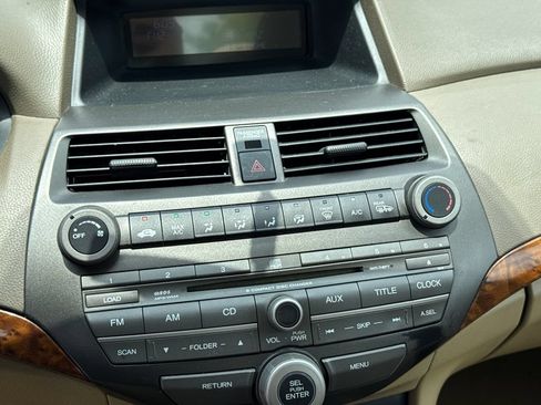 Used 2010 Honda Accord EX image 25