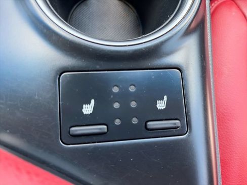 Used 2018 Toyota Camry XSE FWD image 21