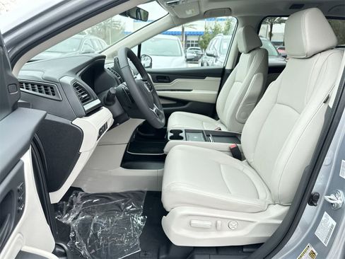 New 2026 Honda Odyssey EX-L image 13