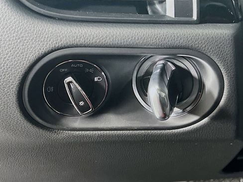 New 2026 Porsche Macan S image 11