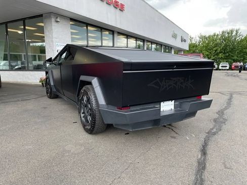Used 2024 Tesla Cybertruck Cyberbeast AWD/4WD image 6
