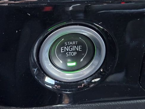 Used 2023 Chevrolet Silverado 1500 RST image 18