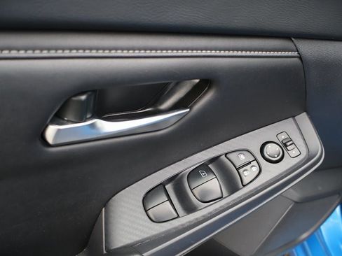 Used 2023 Nissan Sentra SV image 23