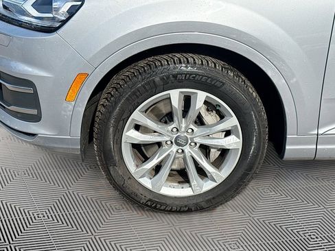 Used 2019 Audi Q7 3.0T Premium w/ Convenience Package AWD/4WD image 34
