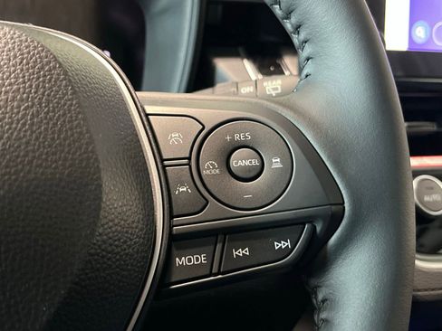 New 2026 Toyota Corolla Cross LE AWD/4WD image 28