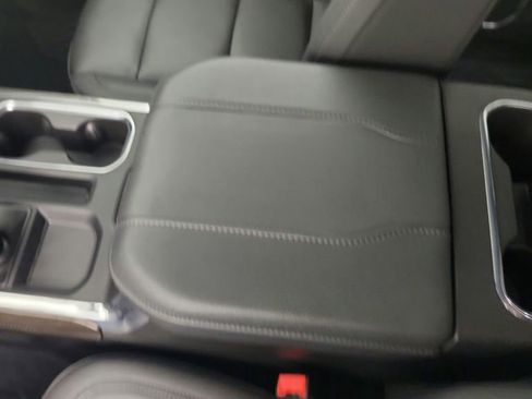 Used 2025 Chevrolet Silverado 1500 RST image 19