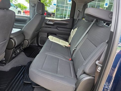 Used 2023 Chevrolet Silverado 1500 LT AWD/4WD image 18