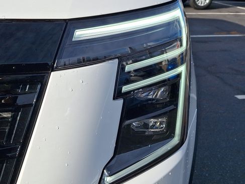 Certified 2025 Nissan Armada PRO-4X w/ Pro-4X Premium Package image 9