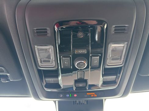 New 2026 Chevrolet Tahoe High Country w/ Sun And Tow Package image 27