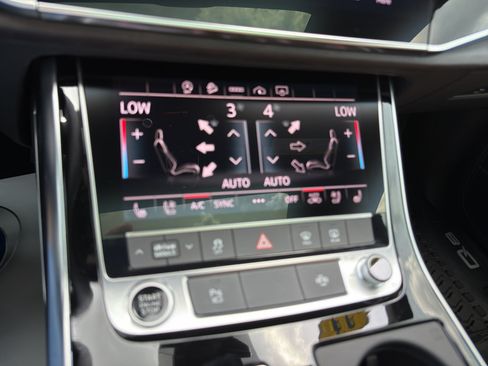 Used 2023 Audi Q8 Premium Plus AWD/4WD image 25
