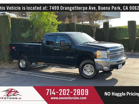 Used 2009 Chevrolet Silverado 2500 LT w/ Exterior Plus Package image 1
