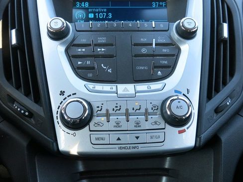 Used 2014 Chevrolet Equinox LS image 26