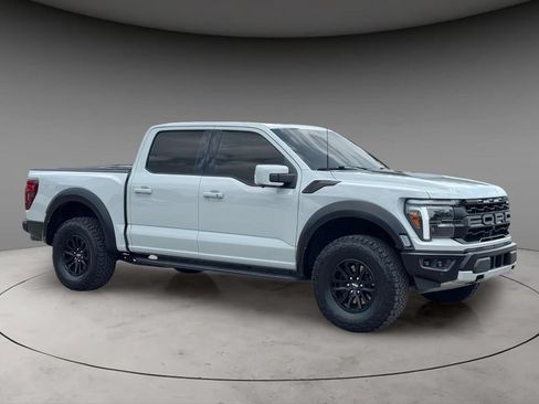 Certified 2024 Ford F150 Raptor AWD/4WD image 3