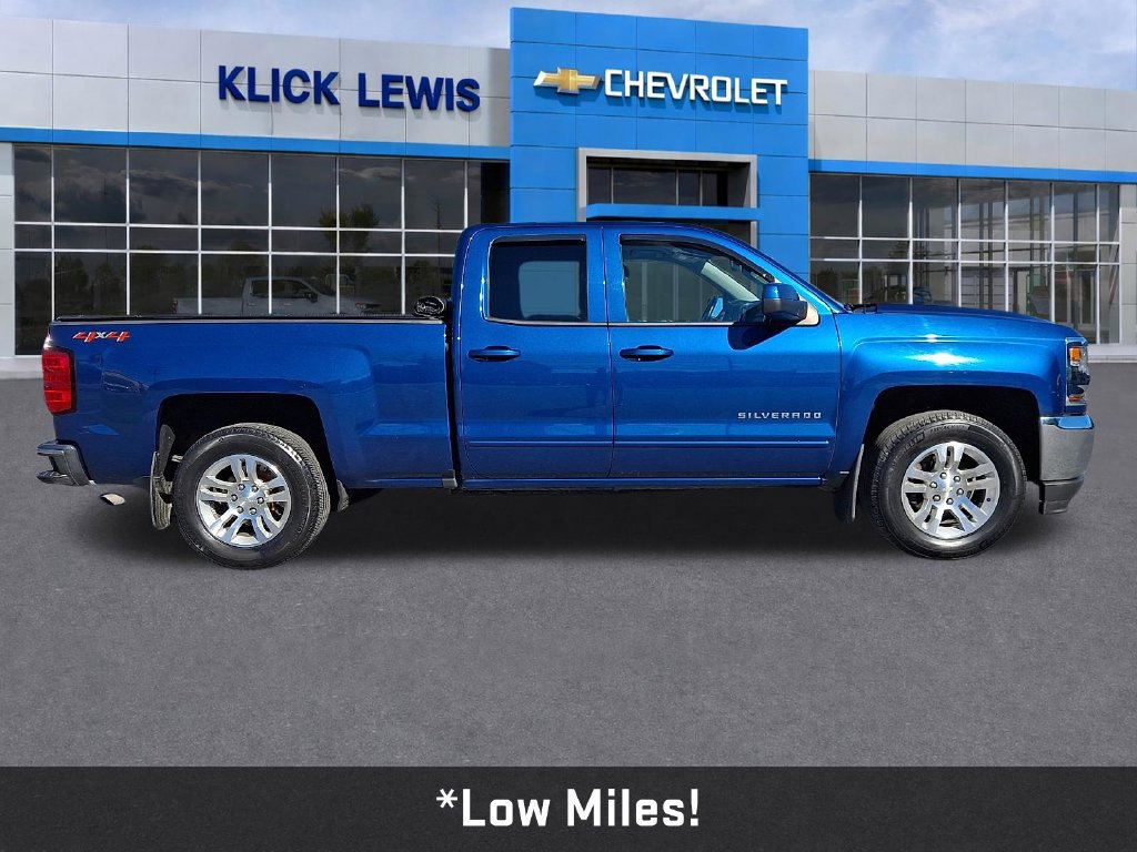 Used 2018 Chevrolet Silverado 1500 LT w/ All Star Edition AWD/4WD image 9