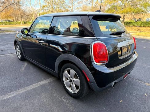 Used 2015 MINI Cooper 2-Door Hardtop image 3