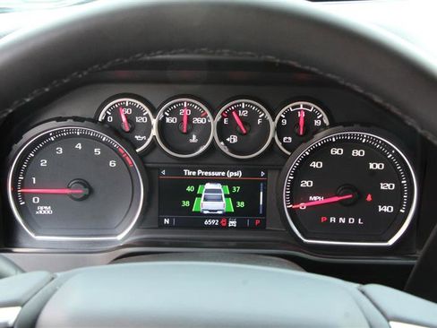 Used 2021 Chevrolet Silverado 1500 RST w/ Redline Edition AWD/4WD image 35