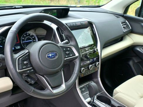 Certified 2022 Subaru Ascent Limited w/ Technology Package image 30