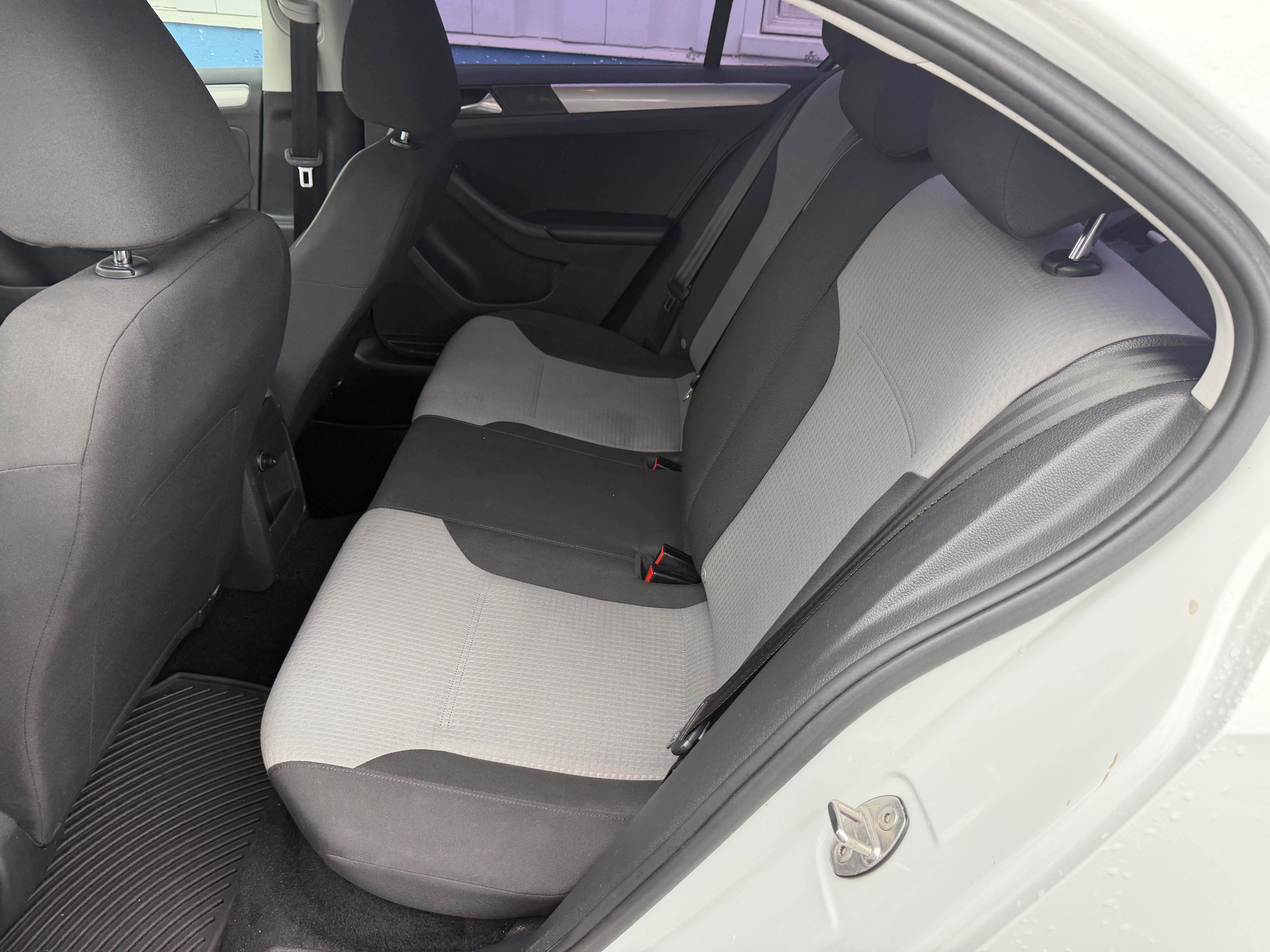 Used 2018 Volkswagen Jetta S w/ Cold Weather Package FWD image 9