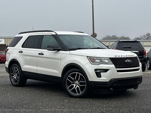Used 2018 Ford Explorer Sport image 10