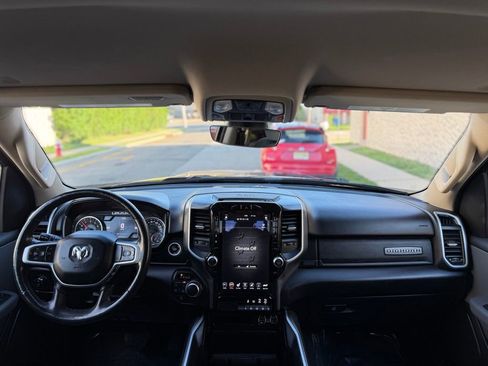 Used 2020 RAM 1500 Big Horn AWD/4WD image 33