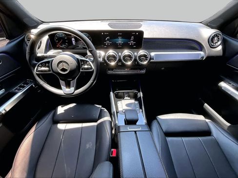 Used 2021 Mercedes-Benz GLB 250 image 16