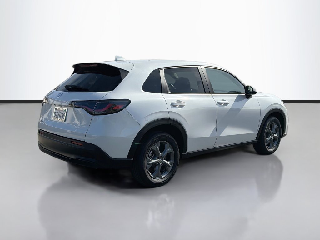 Certified 2026 Honda HR-V LX image 5